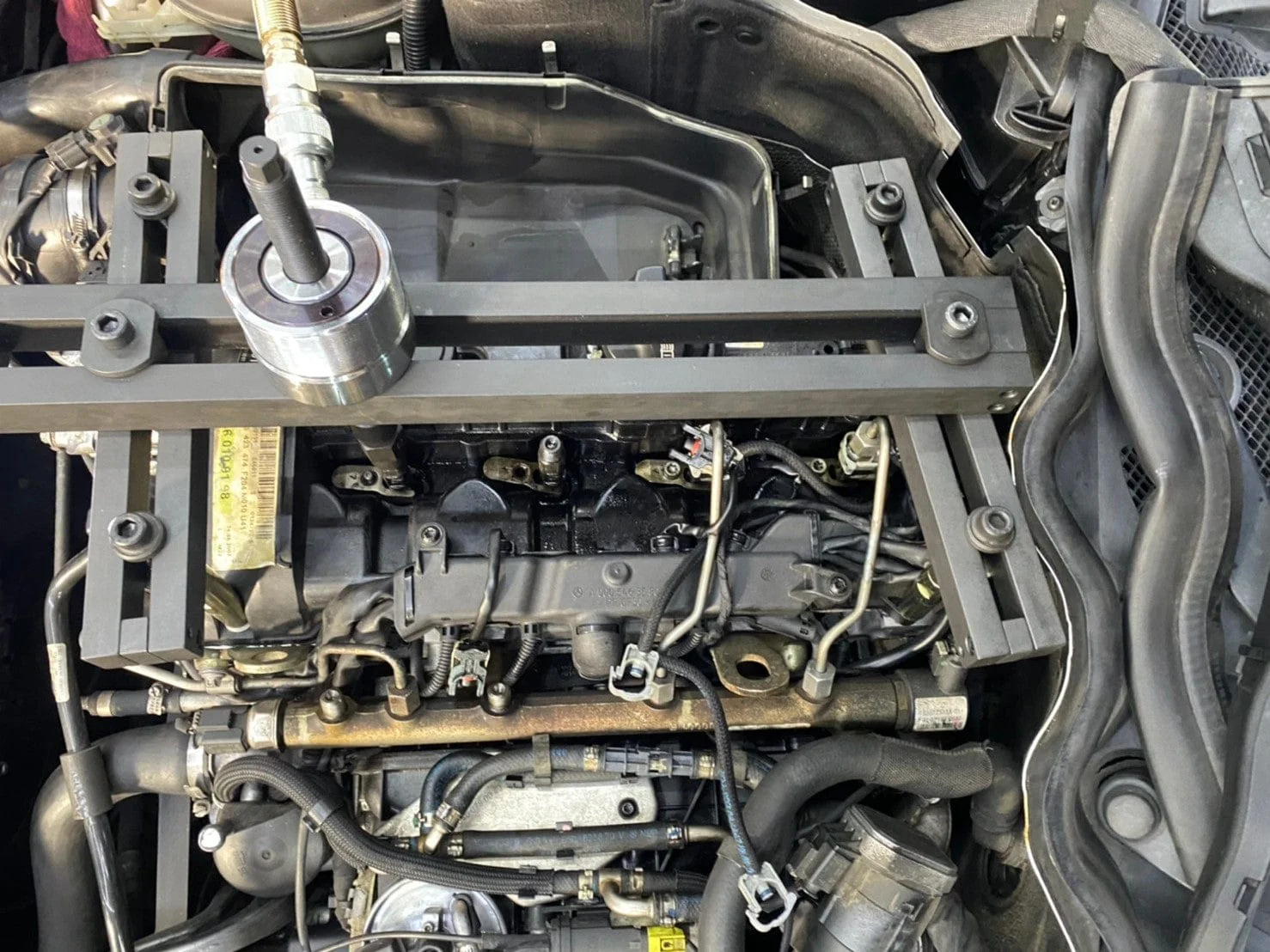 Universal Injector Removal Tool Kit with Hydraulic Cylinder for Bosch Denso Siemens Delphi - Image 4